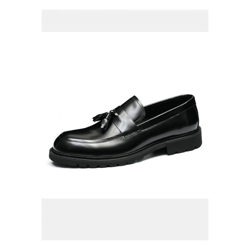 Miesten Juhlakengät Klassiset Slip-on-tassel-loaferit