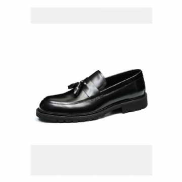 Miesten Juhlakengät Klassiset Slip-on-tassel-loaferit