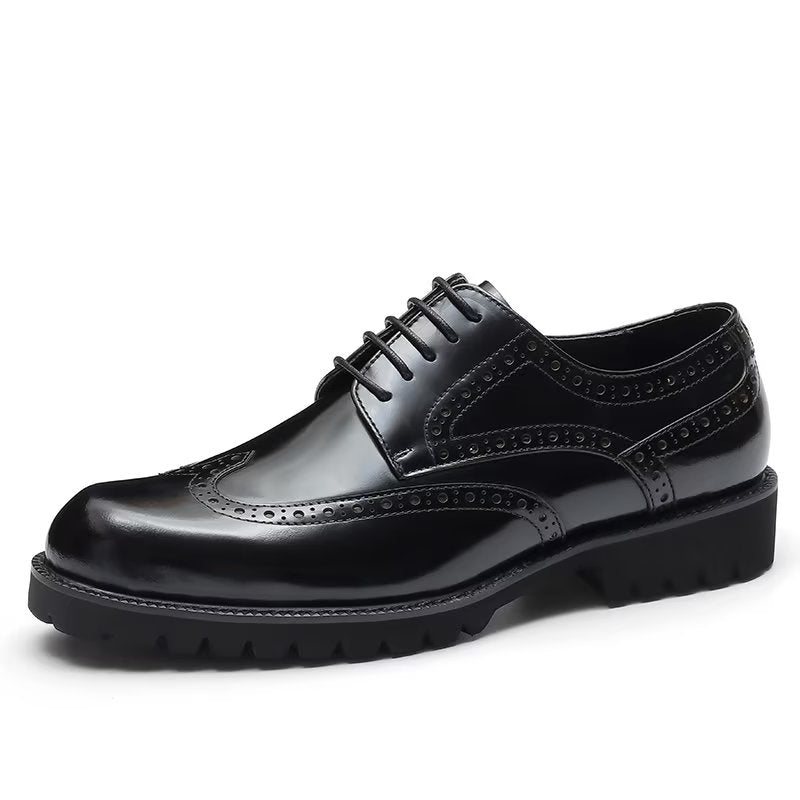 Miesten Juhlakengät Kohokuvioidut Elegance Brogue -mekkokengät - Musta