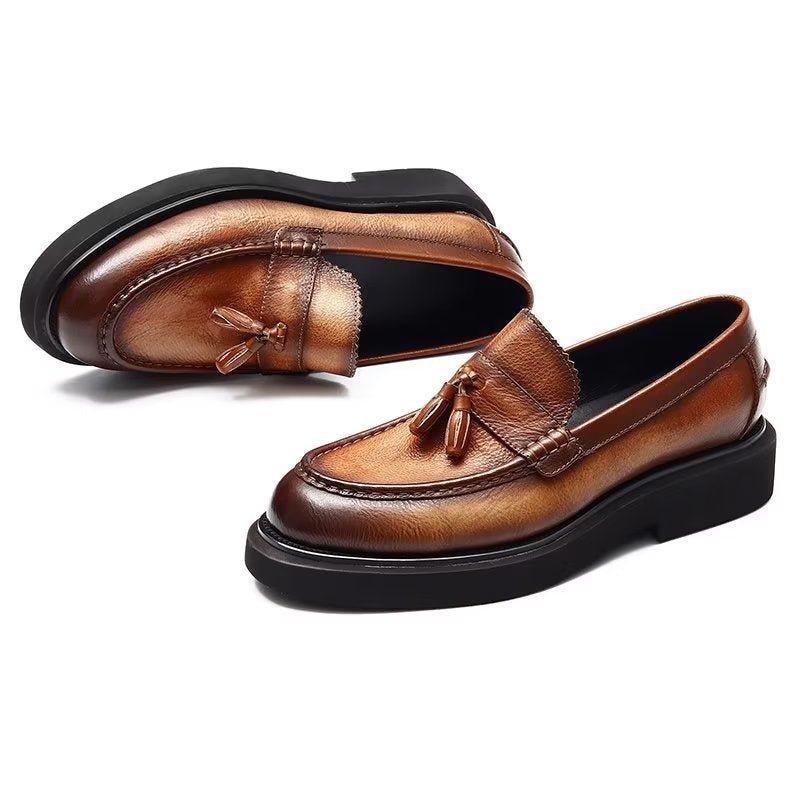 Miesten Juhlakengät Kohokuvioidut Elegance-slip-on Mekkokengät - Kahvi