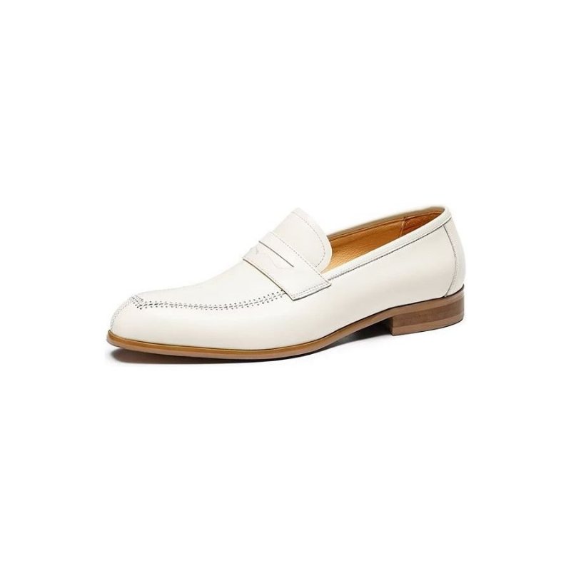 Miesten Juhlakengät Kohokuvioidut Elegance-slip-on-neliömäiset Mekkokengät