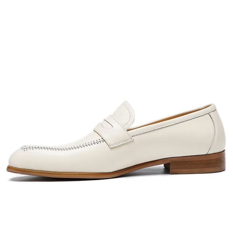 Miesten Juhlakengät Kohokuvioidut Elegance-slip-on-neliömäiset Mekkokengät - Valkoinen