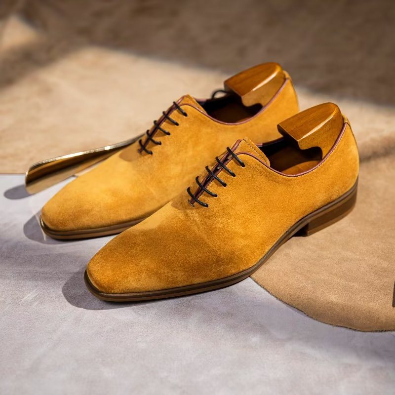 Miesten Juhlakengät Suede Elegance Oxford -mekkokengät - Keltainen