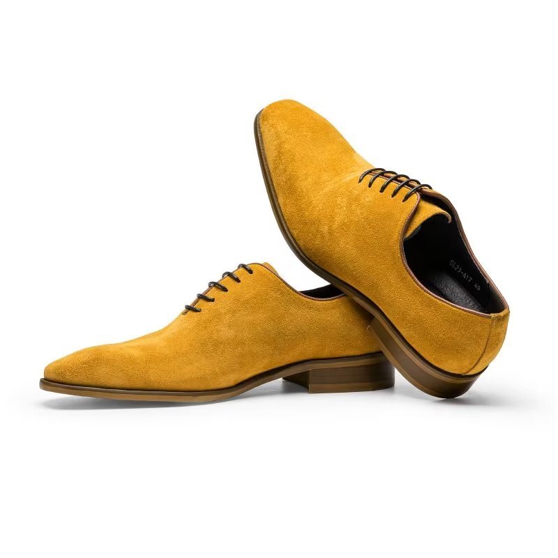 Miesten Juhlakengät Suede Elegance Oxford -mekkokengät - Keltainen