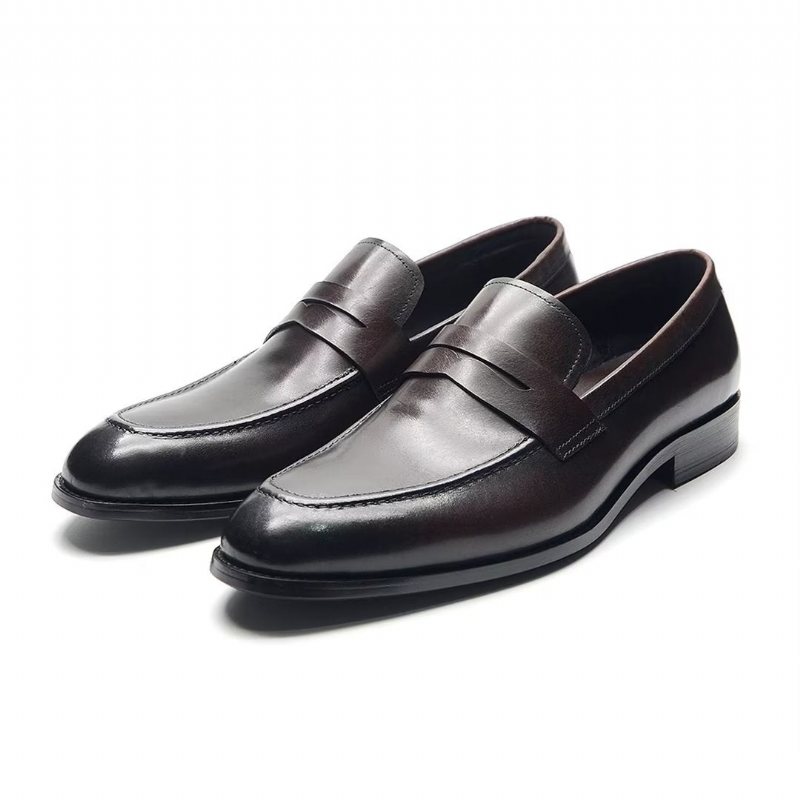 Miesten Juhlakengät Tyylikäs Slip-on Lehmännahka Elegance - Kahvi