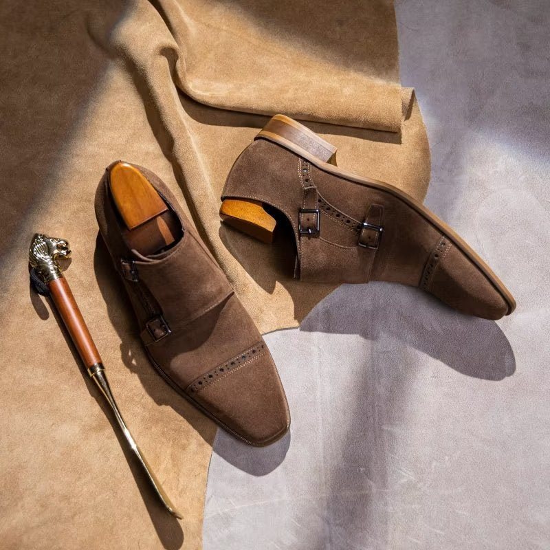 Miesten Juhlakengät Tyylikkäät Soljet Monkstraps-mekkokengät - Ruskea