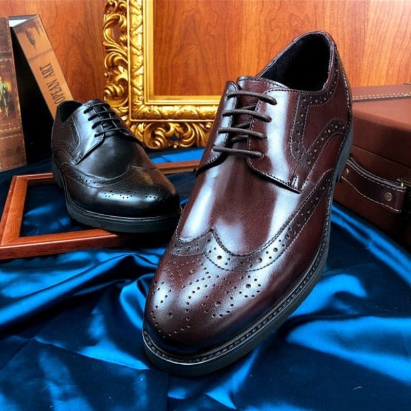 Miesten Juhlakengät Wingtip Luxury Eksoottinen Teräväkärkinen Oxford Brogues - Musta