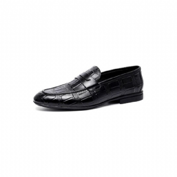 Miesten Loaferit Aitoa Nahkaa Kohokuvioitu Slip-on Elegance