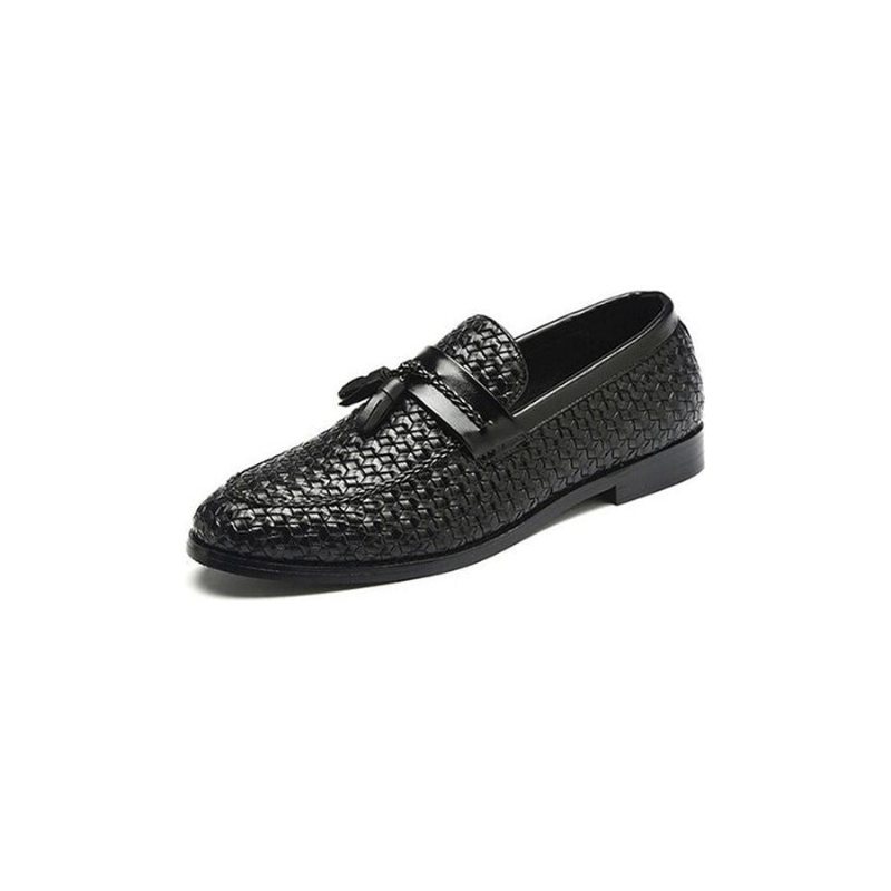 Miesten Loaferit Tassel Chic Nahkasolkihihna Hääkengät - Musta