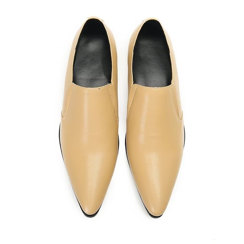 Miesten Loaferit Ylelliset Sileänahkaiset Elegantit Lippalakit - Beige