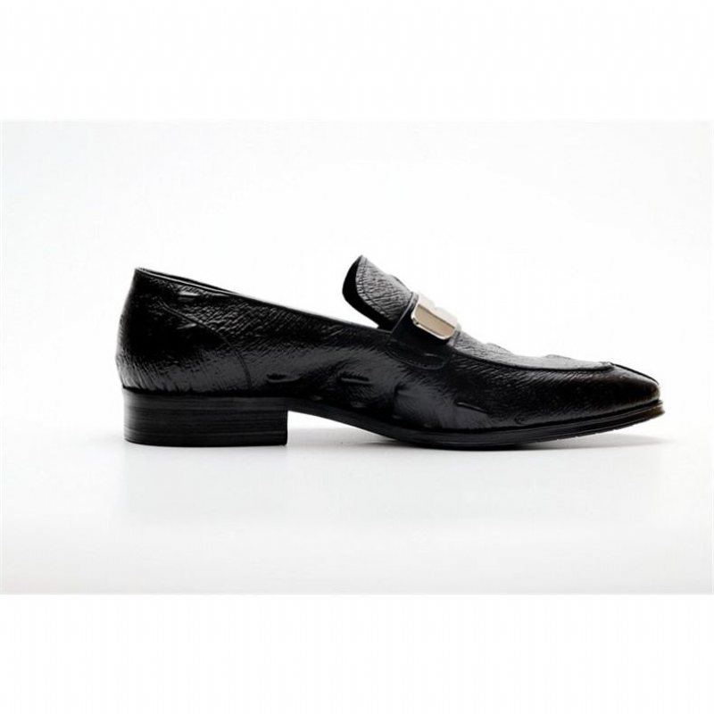 Miesten Loafers Alligator Texture Slip-on Teräväkärkiset Loaferit - Musta