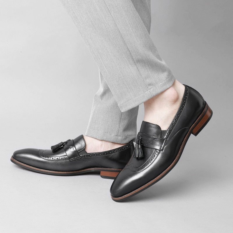 Miesten Loafers Eksoottinen Slip On Brogue - Musta