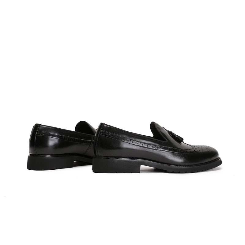 Miesten Loafers Eksoottiset Slip-on Brogue-kengät - Musta