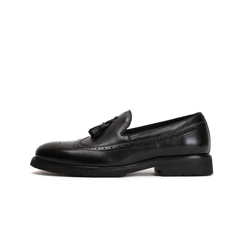 Miesten Loafers Eksoottiset Slip-on Brogue-kengät - Musta