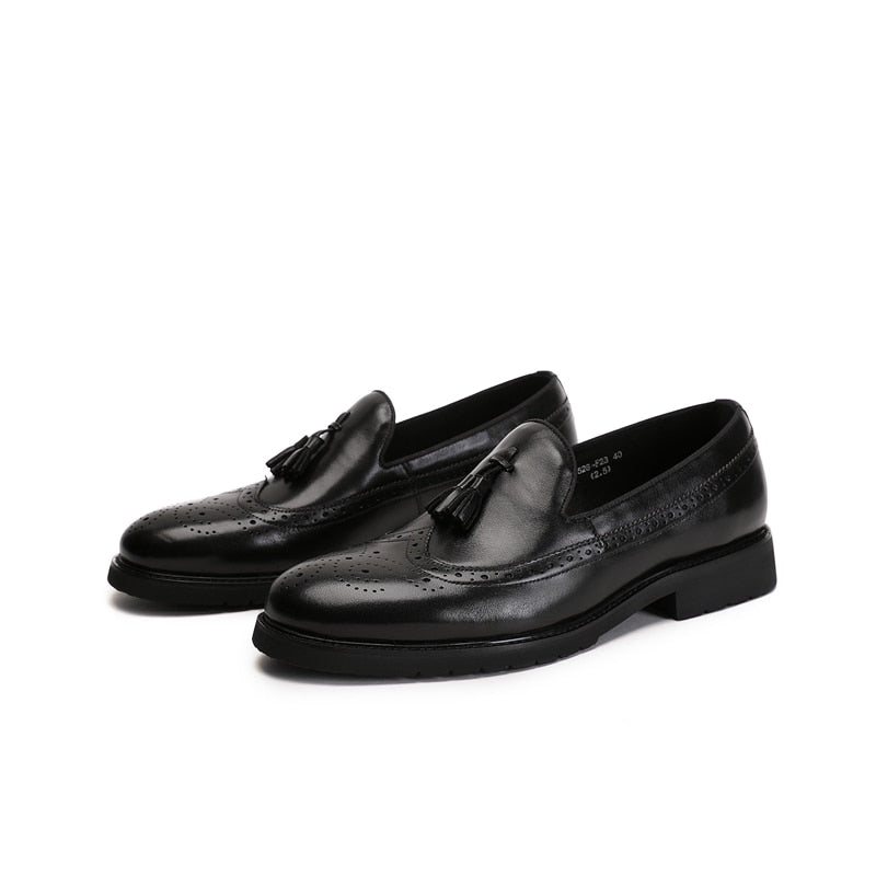 Miesten Loafers Eksoottiset Slip-on Brogue-kengät - Musta