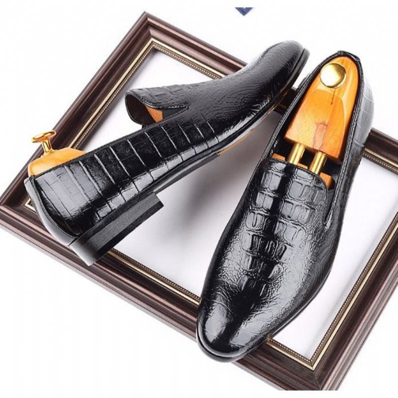 Miesten Loafers Slip-on Brogue-kengät - Musta