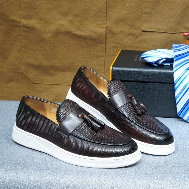 Miesten Vapaa-ajan Kengät Slip-on Elegance - Kahvi