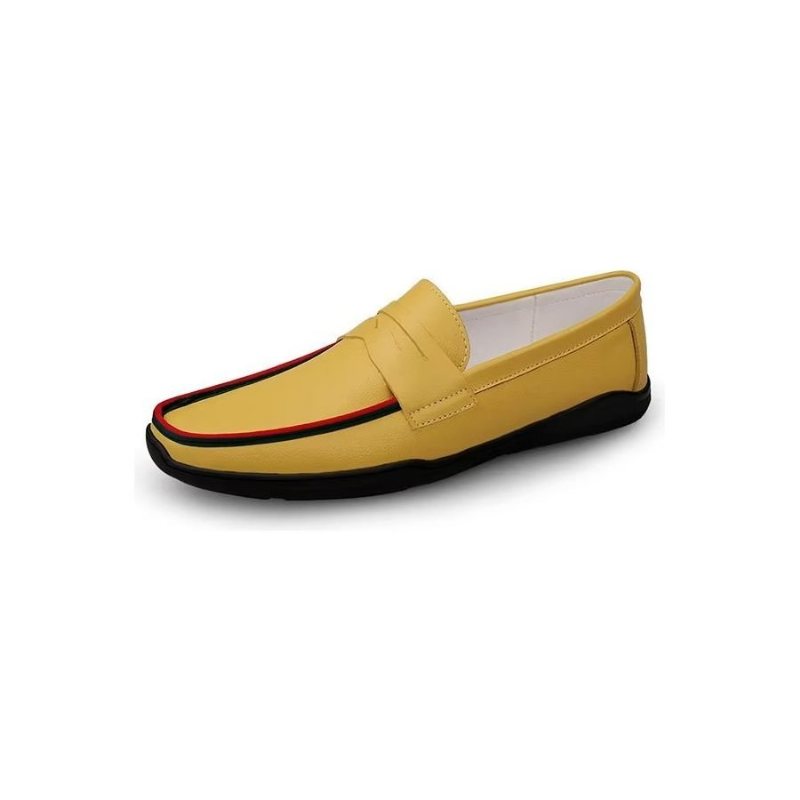 Miesten Vapaa-ajan Kengät Tyylikkäät Pu-slip-on-loaferit Metallimuotilla - Keltainen