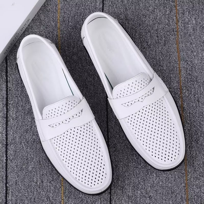 Miesten Vapaa-ajan Kengät Tyylikkäät Pu-slip-on-loaferit Metallimuotilla - Valkoinen Aukko