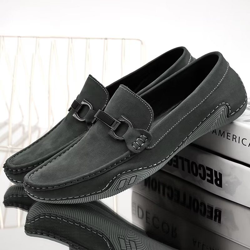 Miesten Vapaa-ajan Kengät Tyylikkäät Slip-on-loaferit Metallimuotilla - Harmaa