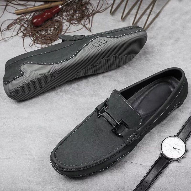 Miesten Vapaa-ajan Kengät Tyylikkäät Slip-on-loaferit Metallimuotilla - Harmaa